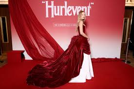 Margot Robbie’s Chanel Wuthering Heights Dress Was Inspired by the Red Carpet Itself