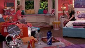 Pin By Martehelgeland On My Future Room In 2020 Liv And Maddie Tv Decor Tween Bedroom