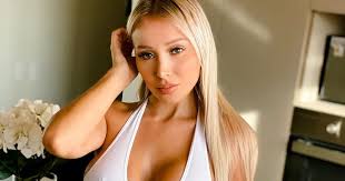 La modelo se ha robado la mirada de los asistentes, quienes nuevamente se han sorprendido. Golpe Duro Confirman Que Daniella Chavez Ya No Sera Duena De Club Del Futbol Chileno