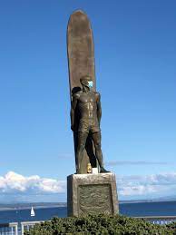 Maybe you would like to learn more about one of these? Surfer Statue In Santa Cruz Mildlyvandalised