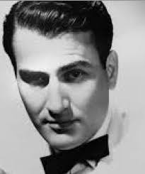 Interview: Artie Shaw Takes the Gloves Off
