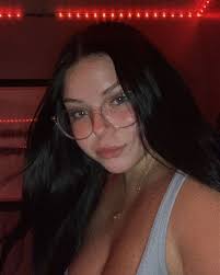 alexandra Guy (@alexandraguy) • Instagram photos and videos