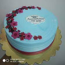 I always bake cakes for my siblings and parents, but whenever i baked a chocolate cake, i would always have to make a second batch. Event Age Simple Floral Anniversary Cake For Their Parents Facebook