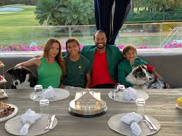 Professional golfer tiger woods underwent back surgery in january after competing with his son in the pnc championship. Tiger Woods Son Charlie Won A Us Kids Golf Event By 5 Shots