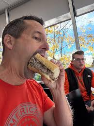 WELCOME TO PHILLY” is what went through my mind when I bit into Tony's  Cheesesteak @gentilispizza 🤯 The Cheesesteak was insane and his pizza was  just as amazing.