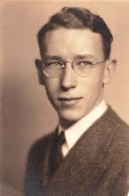 Dwight Horner's Instagram, Twitter & Facebook