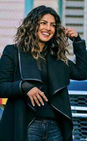 Priyanka Chopra Jonas Best Looks Of All Time Fashionactivation Priyanka Chopra Hair Priyanka Chopra Hair Styles