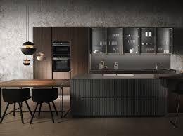 Ropa con estilo y complementos con glamour para chic@s elegantes. Einbaukuche Aus Holz Mit Kucheninsel Ohne Griffe Pure Glam By Aster Cucine
