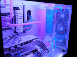 Black And White Lian Li Pc Build We Re Really Feeling This Pink And Blue Rig From Quakecon Custom Pc Computer Setup Gaming Desk Setup