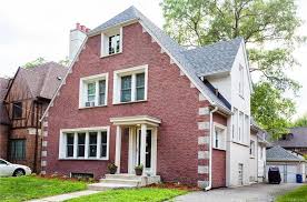 Zillow Has 8 Homes For Sale In Sherwood Forest Detroit View Listing Photos Review Sales History And Use Our Detailed Real Estate F House House Styles Zillow