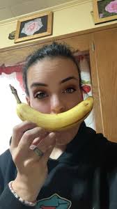 Feeling down today So I turned my frown upside down 🙃 With a banana 😂🫶🏼  happy Monday y'all ** thank you everyone for the compliments & laughs this  groups the best*** 🫶🏼☺️