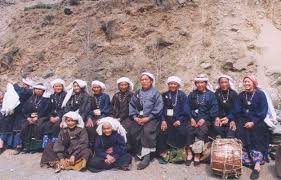 Tree Huggers Unite Chipko Movement Environmental Movement Tree Hugger