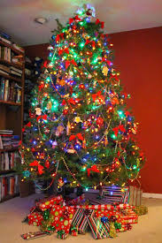 Christmas Trees With Colored Lights Decorating Ideas Inspirational Chr Christmas Tree With Coloured Lights Colorful Christmas Tree Christmas Tree Coloring Page