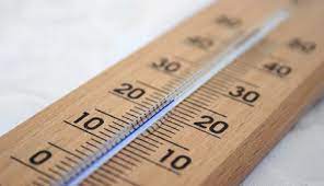 La corriente de aire se produce mediante un pequeño ventilador o poniendo el termómetro en un molinete y haciéndolo girar. Domingo Marcado Por Descida Da Temperatura Clima Correio Da Manha