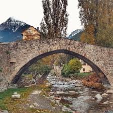 Consulta gli orari e prenota i tuoi biglietti con rome2rio. Fuga A Ibon De Piedrafita De Jaca E La Zip Line Della Valle De Tena
