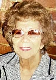 Eva Rios's Instagram, Twitter & Facebook