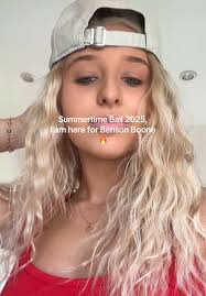 Dominic Dunmore's Instagram, Twitter & Facebook