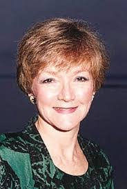 Lenora Kennedy's Instagram, Twitter & Facebook