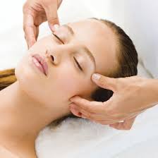 The Cameron Spa is sharing some top tips for glowing winter skin so that  you can continue the spa experience at home and feel relaxed and  rejuvenated from head to toe: https://bit.ly/369tAfL #