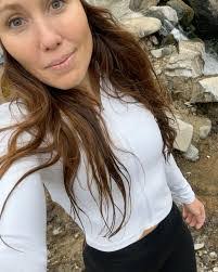 Grace Paris's Instagram, Twitter & Facebook