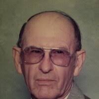 Jesse Gosnell's Instagram, Twitter & Facebook