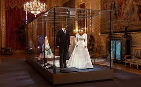 Videos at tv news 24h can use. Princess Eugenie S Wedding Dress Goes On Display