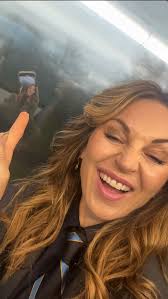 I feel so lucky to be invited to wonderful events doing this bonkers job,  and I absolutely jumped at this one! I spent today drawing penguins in an  art class with Jennie