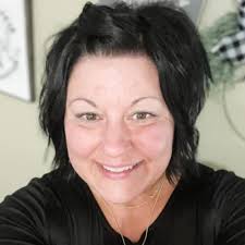 Restore old photo with same facial features?