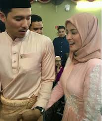 Beliau mula meraih kemasyhuran sebagai juara hero remaja 2011/2012 dan terkenal menerusi peranan sebagai watak utama sebagai dalam drama playboy itu suami aku sebagai raja. Keluarga Fattah Terima Menantu Lagi Iluminasi