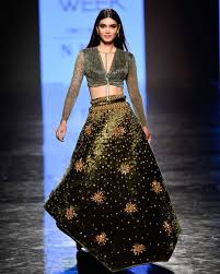 Diprediksi, trend fashion 2020 satu ini akan sangat. Wedding Trends Spotted At Lakme Fashion Week Summer Resort 2020
