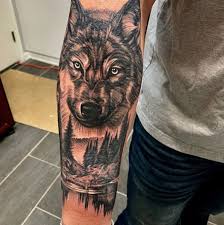 Wolf tattoos come in different sizes, forms, and ink colors. Native American Tattoos Animal Spirits Arrows Feathers 2021 Guide Tattoo Stylist