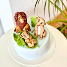 In The Jungle The Mighty Jungle The Lion Sleeps Tonight Lion King Simba And The Mum Sarabi Cake Topper Sugarbearstudioch Family Lion Lionking