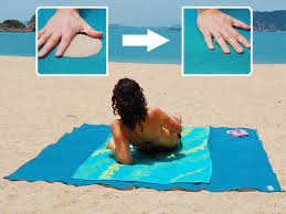 The original sandfree mat, designed with adventure in mind so you can focus on what matters and not the annoying sand creeping into your outdoor space. Cgear Sand Free Beach Mat Quicksand Coolgift