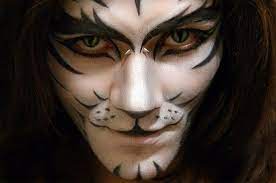 Creative Diy Halloween Makeup For Men White Tiger Face Paint In 2020 Face Painting Halloween Tiger Makeup Cat Halloween Makeup
