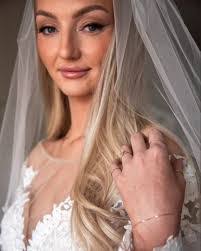 Amy Debord's Instagram, Twitter & Facebook