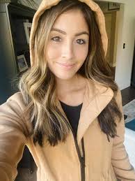 Two-way zipper? Check. ⁠ Hidden drawstrings? Check. ⁠ Style that turns  heads? Absolutely. 🧥💫⁠ ⁠ We're reviving the ultimate blend of luxury and  practicality. The Camel Long Hoodie is your new must-have.