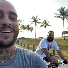 Adrian Abarca's Instagram, Twitter & Facebook