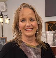 Patti Frazier's Instagram, Twitter & Facebook