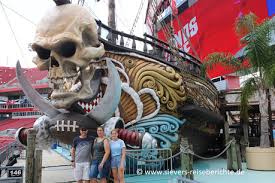 The tampa bay buccaneers joined the national football league in 1976 spending one year in afc west before moving to the national football conference in the central division until 2001 and currently in nfc south. 15 Tag Tampa Sievers Reiseberichte De