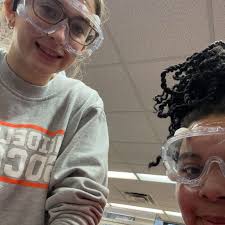 Our February Student Feature is Mia Savage! Mia has had a busy day with  friends, classes and eating delicious food! Mia is a first year pre-med  biology major with a chemistry minor.