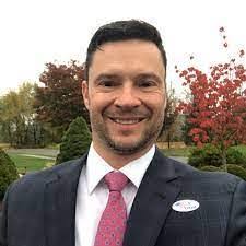 Jason Schiffer's Instagram, Twitter & Facebook