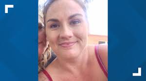 Woman working fireworks stand attacked, dragged by getaway vehicle after  grab-and-go theft