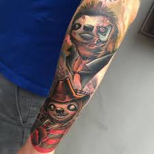 Anmäl dig till branschens ledande nyhetsbrev och håll dig uppdaterad med aktuella händelser och nyheter om vad som händer på marknaden. This Man S Tattoos Of Sloths Dressed As Iconic 80s Movie Characters Are The Best Thing Ever