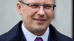 Marcin warchoł, to kolejny kandydat na prezydenta rzeszowa, który zarejestrował swój komitet wyborczy. Jv0vnejbkvl7wm