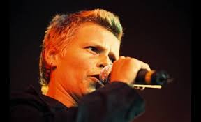 Cansada Com Minhas Meias Três Quartos Pin De Fatima Gomes Em Cassia Eller Cassia Eller Musica Brasileira Musica Popular Brasileira