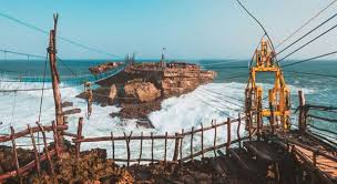 Taman mini indonesia indah merupakan tempat wisata yang berada di jakarta. Pantai Timang Harga Tiket Masuk Gondola Jembatan Timang Yogjocom
