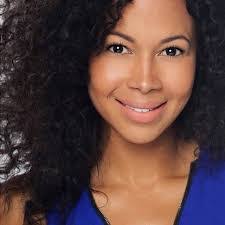 Erin Sanderson's Instagram, Twitter & Facebook