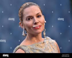 Lisa miller hi-res stock photography and images