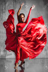 1 tänzerin 1 tänzerin flamengo. Schone Flamenco Tanzerin Posiert Auf Einem Studiohintergrund Lizenzfreie Fotos Bilder Und Stock Fotografie Image 38240381
