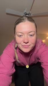 Molly Crowley's Instagram, Twitter & Facebook